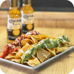 nachos à partager dans restaurant mexicain Nachos